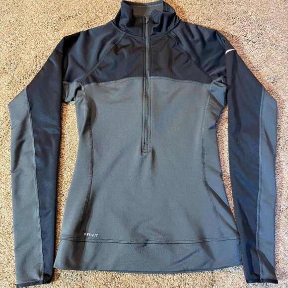 Nike Pro Dri-fit Women's 1/2 Zip Gray Black Hyperwarm Pullover Size S - Picture 1 of 7